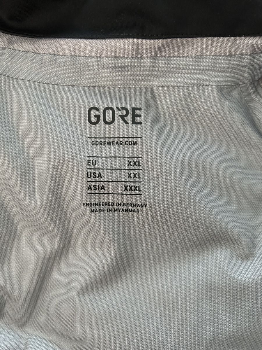 Giacche: Gore Gortex Cycling Jacket – Nuovo (secondo la descrizione) da Rodersdorf venduto da coulsda2 2