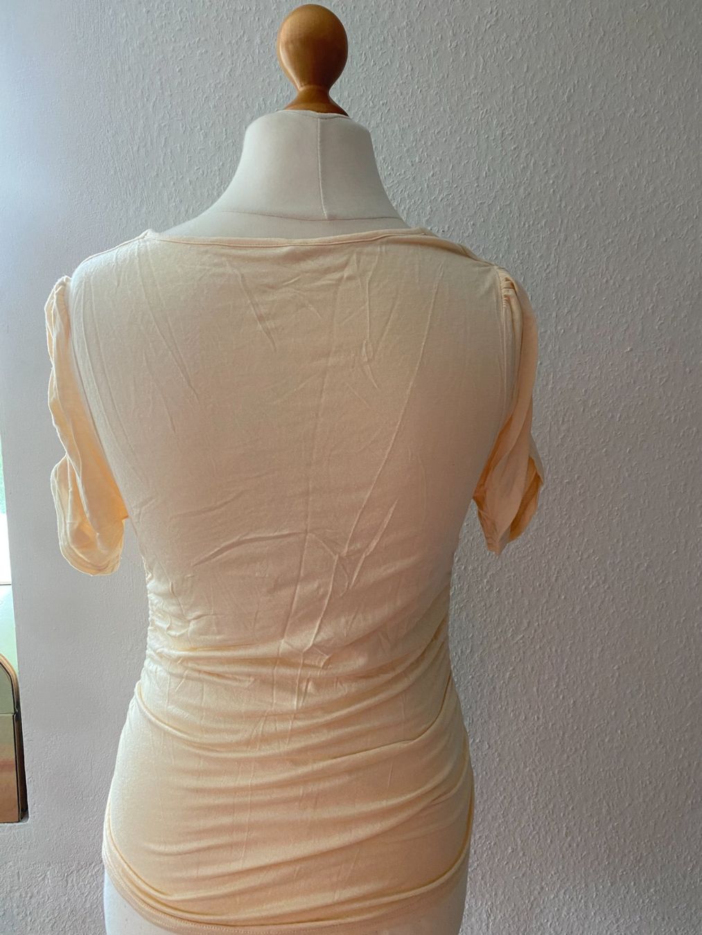 T-shirt: T-Shirt mit Wasserfallausschnitt , Gr. 38 – Usato da Stetten SH venduto da bijoux18 5