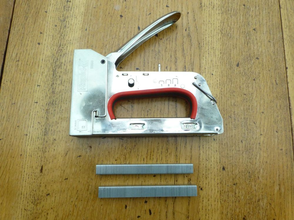 Handtacker Rapid R353 Neupreis Fr.60.-- mit Gebrauchsspuren (Gebraucht ...