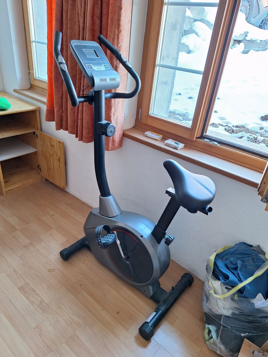 Hometrainer: Hometrainer Neuwertig – Nuovo (secondo la descrizione) da Frutigen venduto da J2000