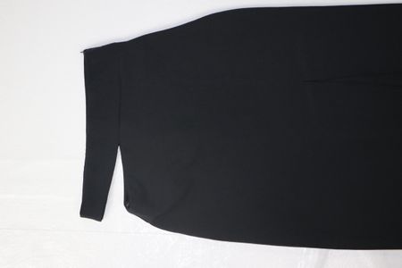 Elegante gonna longuette nera, perfetta per l'inverno!