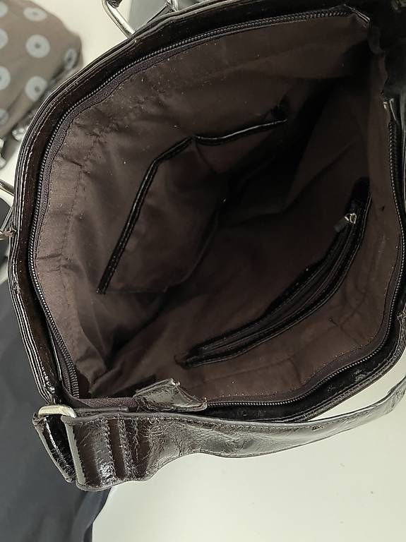 Borse da donna: Handtasche L.Credi Kunstleder glanz d braun  – Usato da Rütihof venduto da sus_6r5m 1