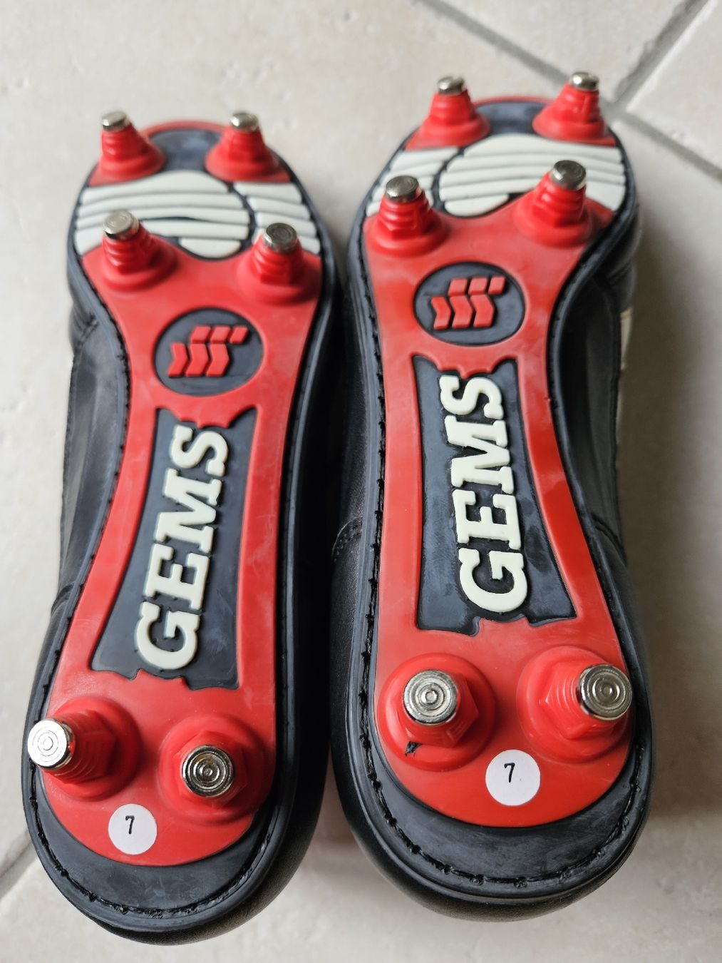 Scarpe da uomo: GEMS Fussballschuhe Gr. 7 – Nuovo (secondo la descrizione) da Haslen GL venduto da Sandra40 5