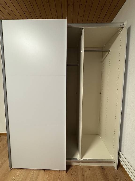 Pfister Schränke: Pfister Schrank mit Schiebetüren – Gebraucht aus Derendingen von Happyever 3