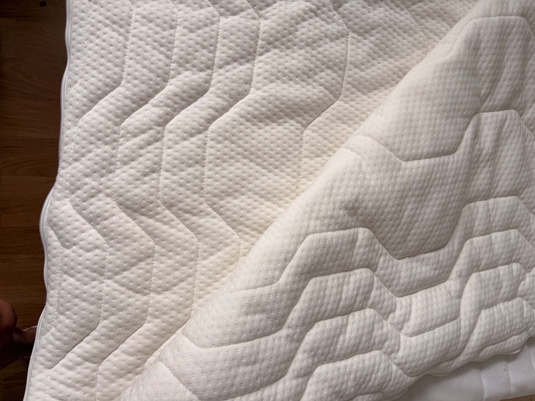 Ikea Letti: Boxspringbett – Usato da Neuhausen Am Rheinfall venduto da det_nj7h 1