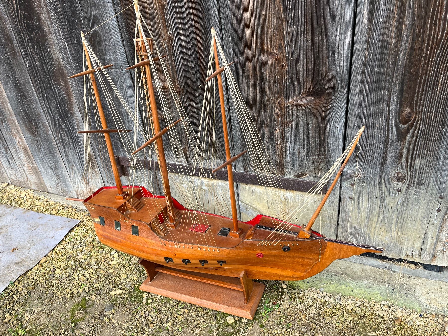 Modellbausätze & Standmodelle: Grosses älteres Holz-Modellschiff, 4-Master – Gebraucht aus Rünenberg von
