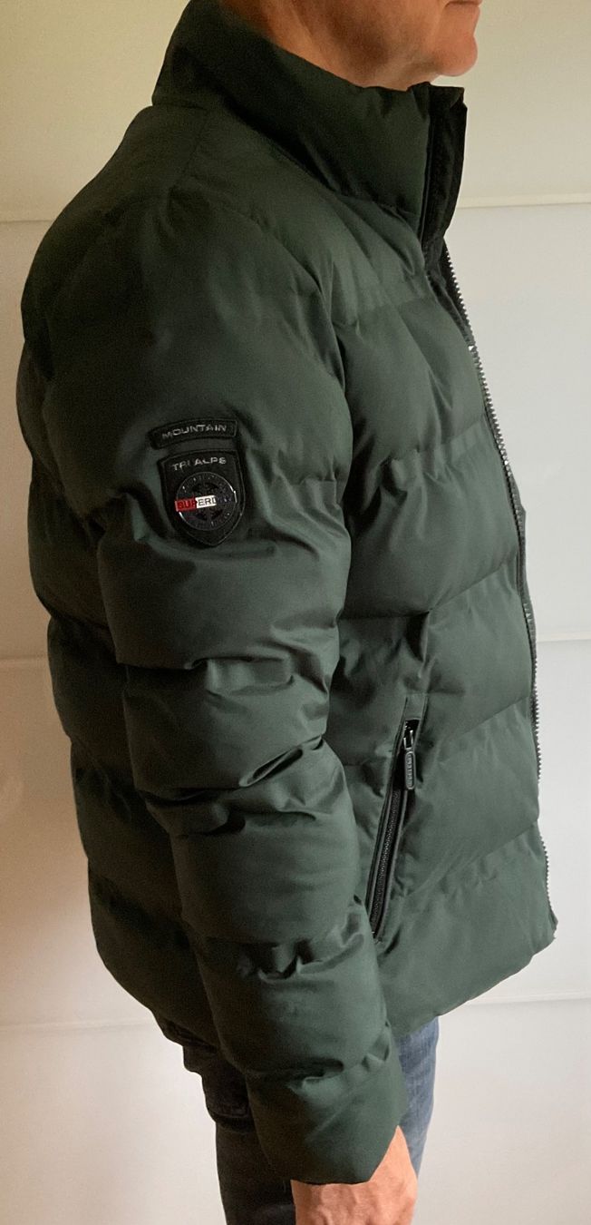 Superdry Giacche: Winterjacke Superdry – Nuovo (secondo la descrizione) da Amriswil venduto da Chmm1 3