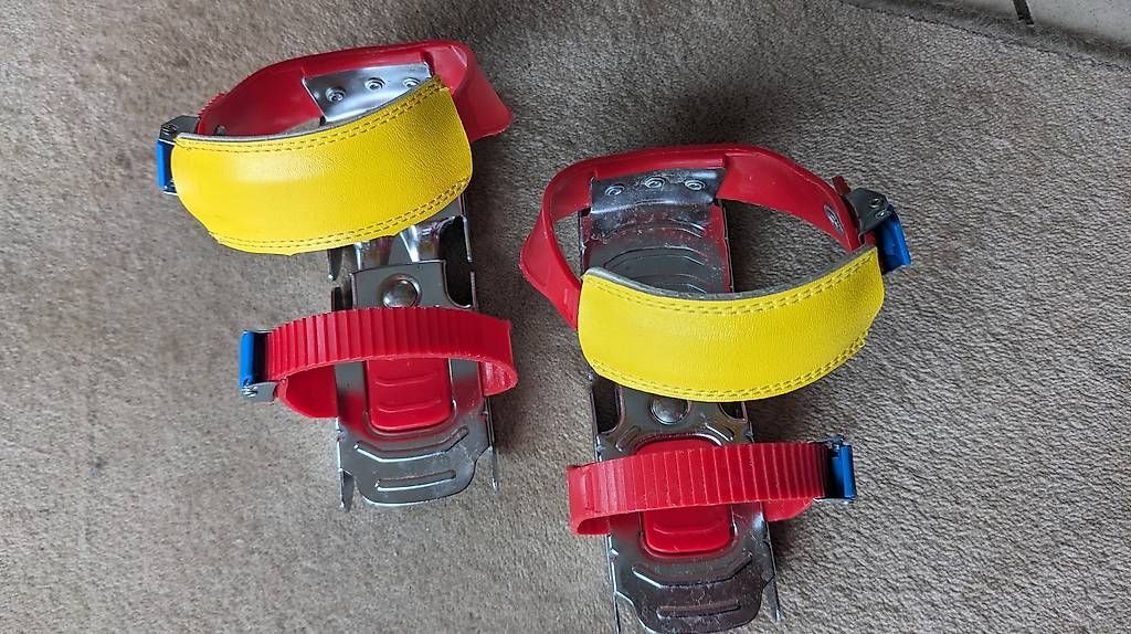 Pattini da ghiaccio: Eisgleiter Schlittschuhe Bobskates – Usato da Möhlin venduto da chrisscat 1