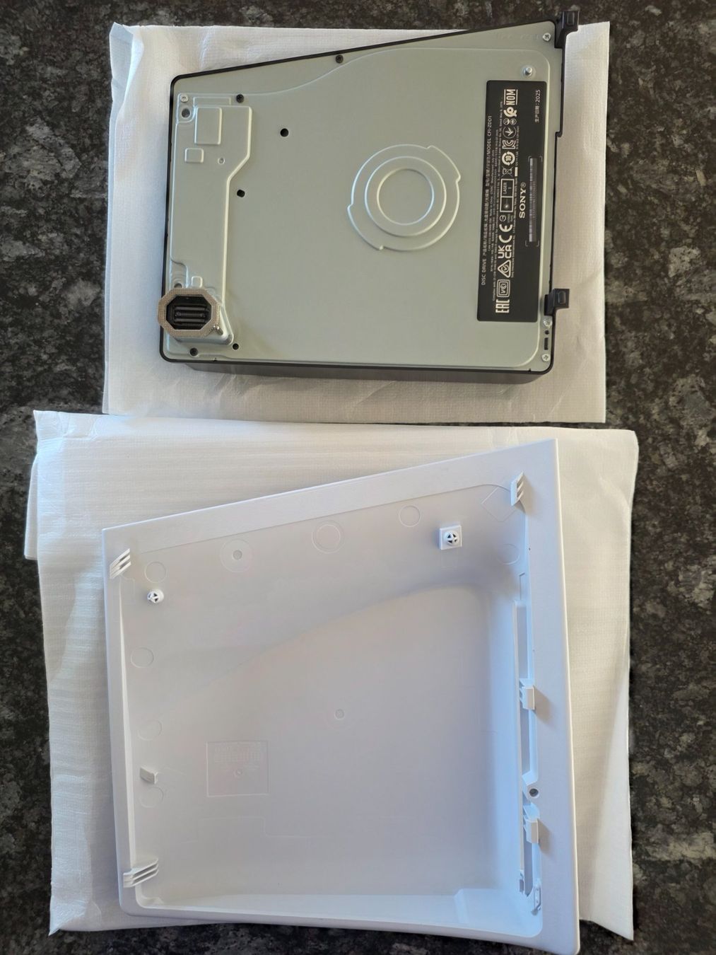 Sony Console: Laufwerk für PS5 Slim oder Pro – Nuovo (secondo la descrizione) da Herisau venduto da skorpion271081 1