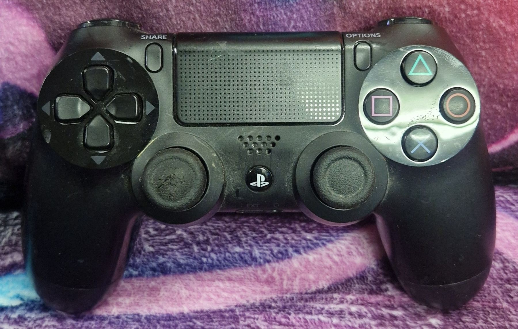 Sony Manettes: Manette PS4 Sony – D'occasion à Villars-sur-Glâne par MrLobTec