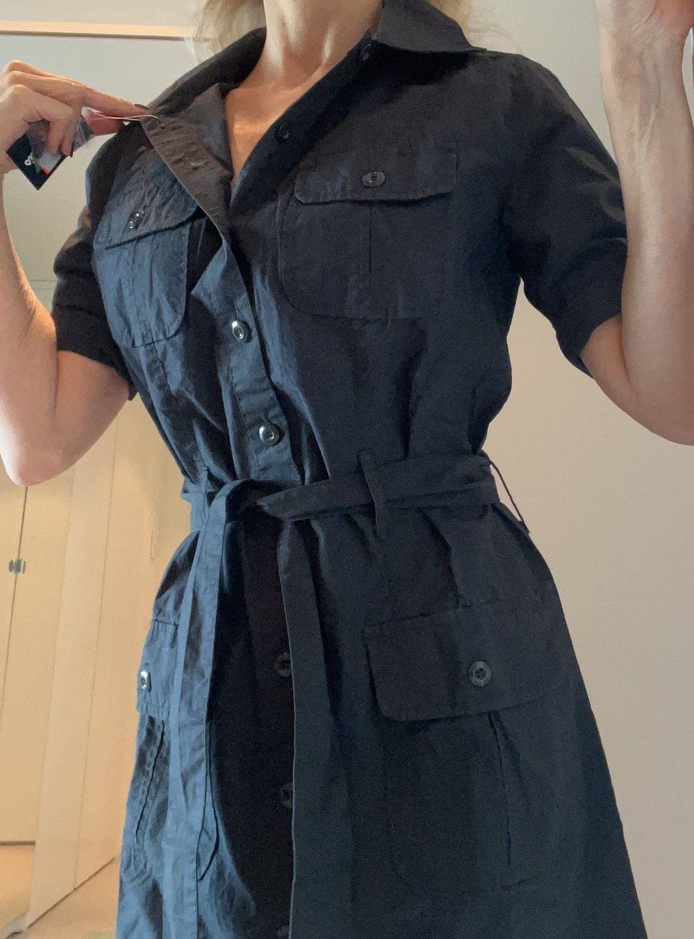 Vestiti: Sommer classisch schwarzes Kleid aus Baumwolle – Nuovo e nell'imballaggio originale da Horgen venduto da Esterina 9