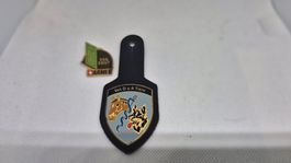 Pin's et pendentif pour poche de poitrine de tenue de sortie