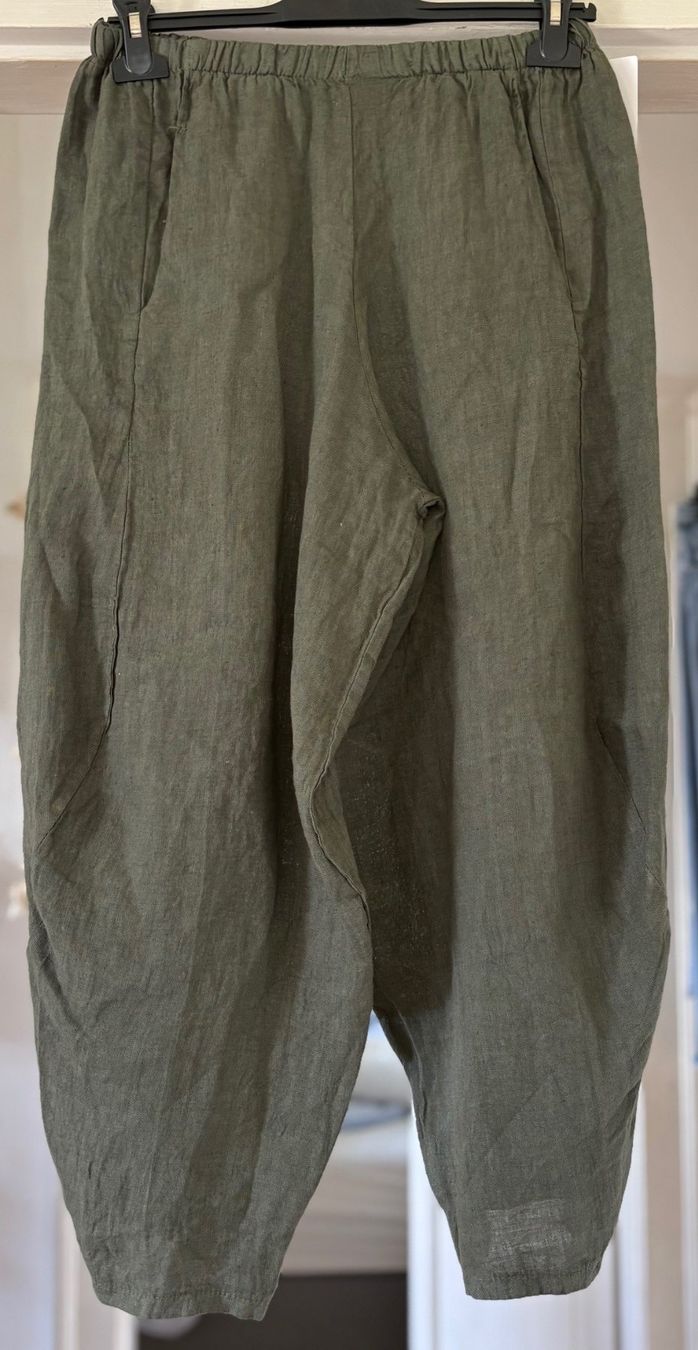 Pantaloni: PANTALONS EN LIN! M – Nuovo e nell'imballaggio originale da Locarno venduto da NicoNion