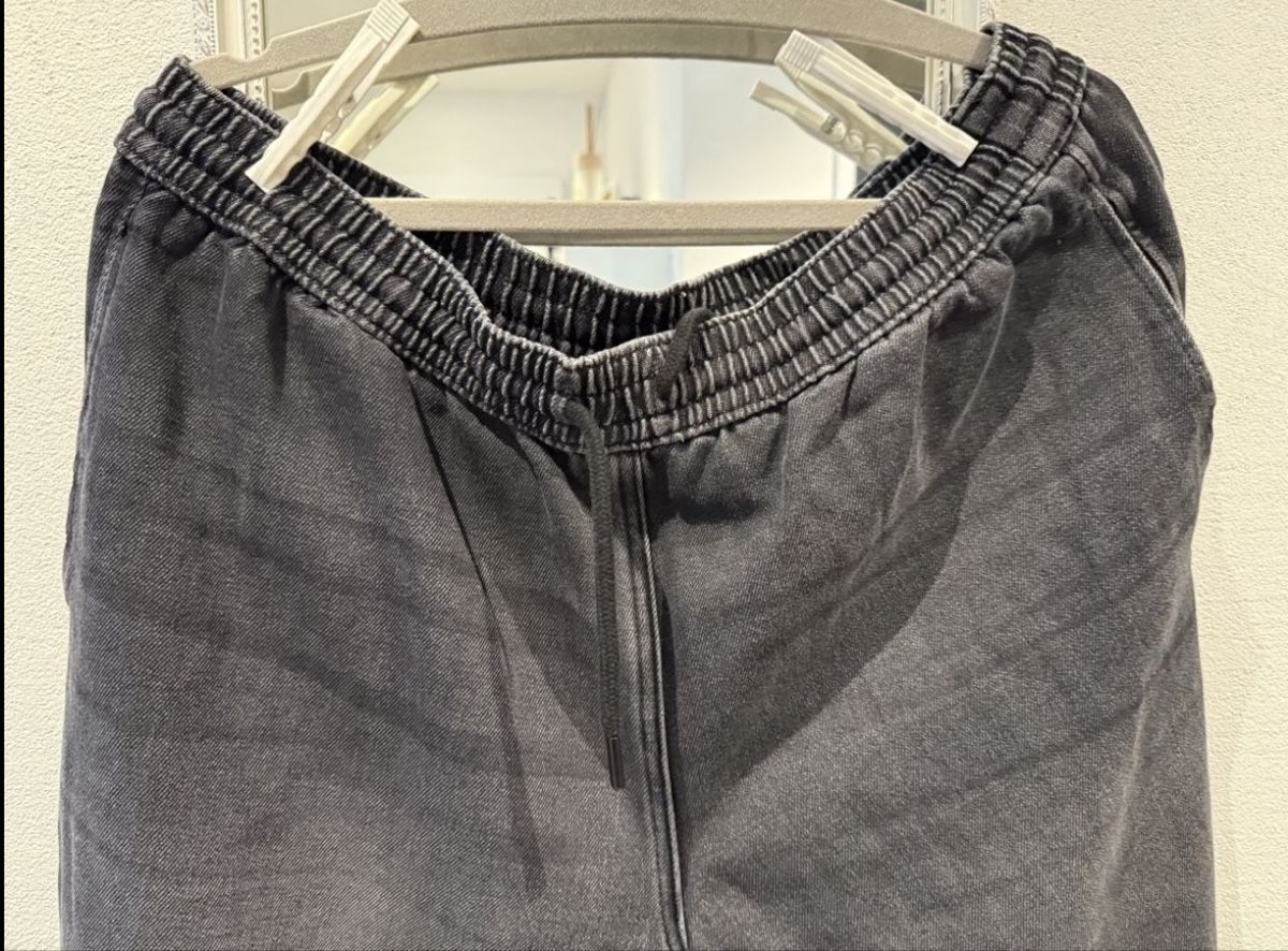 H&M Jeans: Schlupfhose Jeans Grösse L    H&M – Nuovo (secondo la descrizione) da Pfeffikon LU venduto da pepino17 5