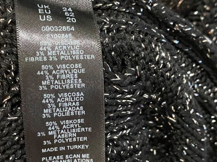 Asos Pullover & Sweatshirts: Asos Pullover Glitzer schwarz / silber Gr. 52 – Gebraucht aus Pratteln von a23_j2gs 7