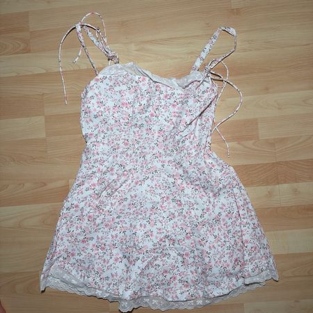 Floral Summer Sundress, Lace Trim, Spaghetti Straps🌸🎀(S)