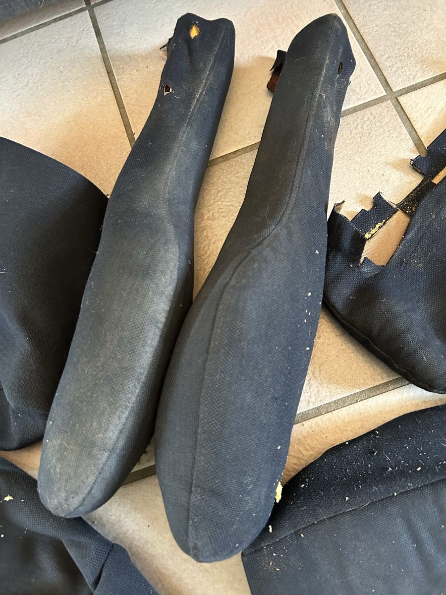 Recaro Tutti pezzi di ricambio auto: Golf2 Recaro Stoff  – Usato da Gampelen venduto da ste_r6hj 4
