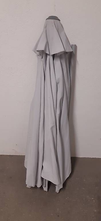 Ombrelloni: Parasol en toile – Usato da Plan-les-Ouates venduto da Flo101 2