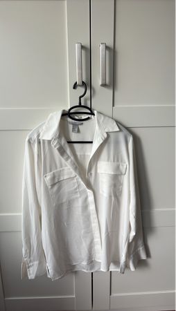 Elegantes weisses Damenhemd, Grösse 38, Top Zustand!