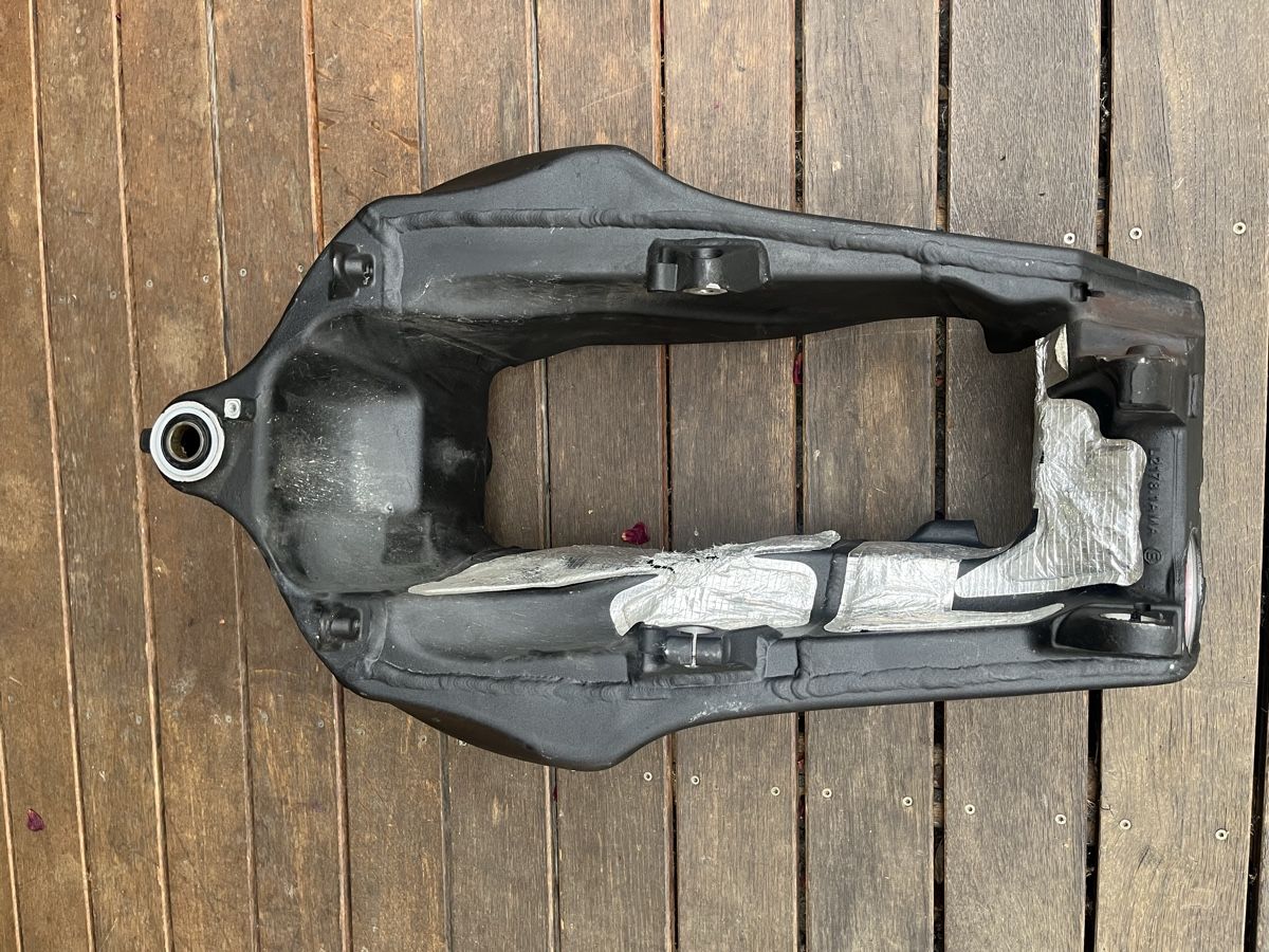 Alle Motorradersatzteile: Buell 1125 R Rahmen – Gebraucht aus Basel von ant_7lph 3