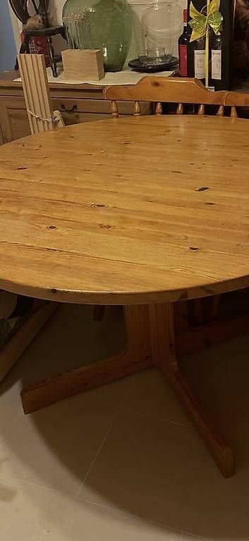 Tables: Tavolo rotondo  – D'occasion à Olten par fra_82zs 2