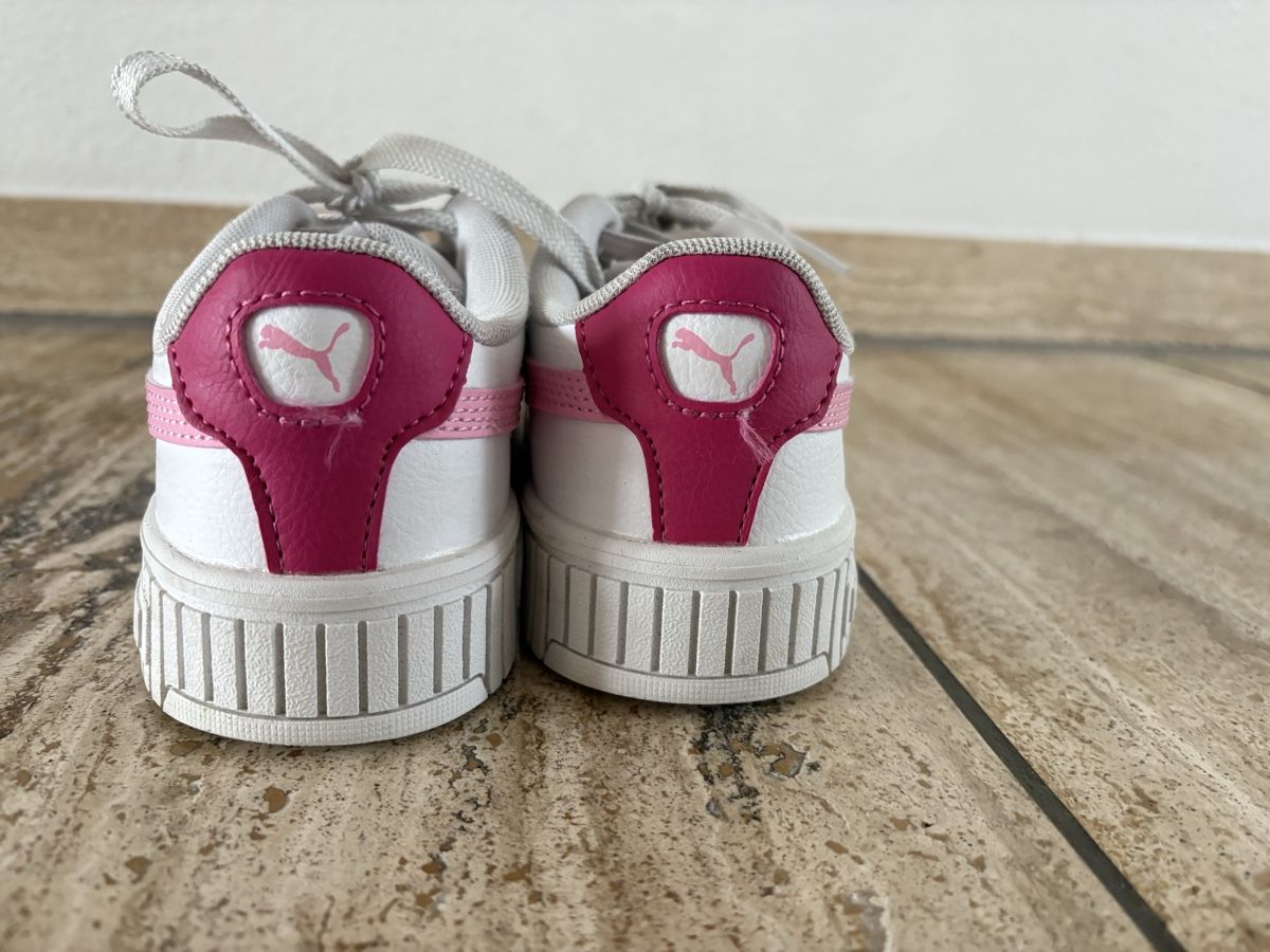 Puma Schuhe für Mädchen: Puma Sneaker Gr.33 – Gebraucht aus Nürensdorf von Yellowstone09 2