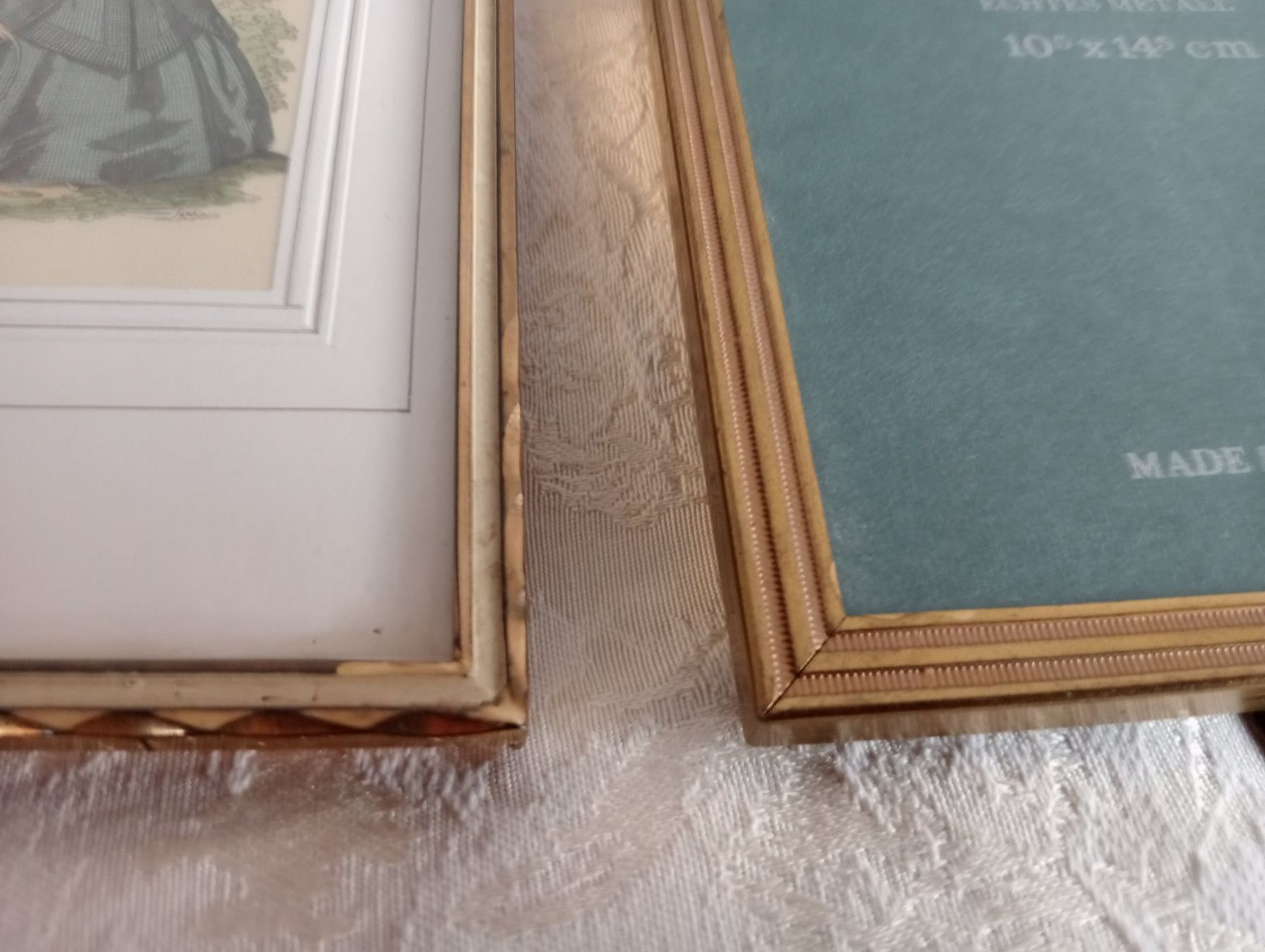 Bilderrahmen: 2er Set Vintage Bilderrahmen Messing Skandi Stil Seidenbild – Gebraucht aus Oberdorf BL von Barocki888 3