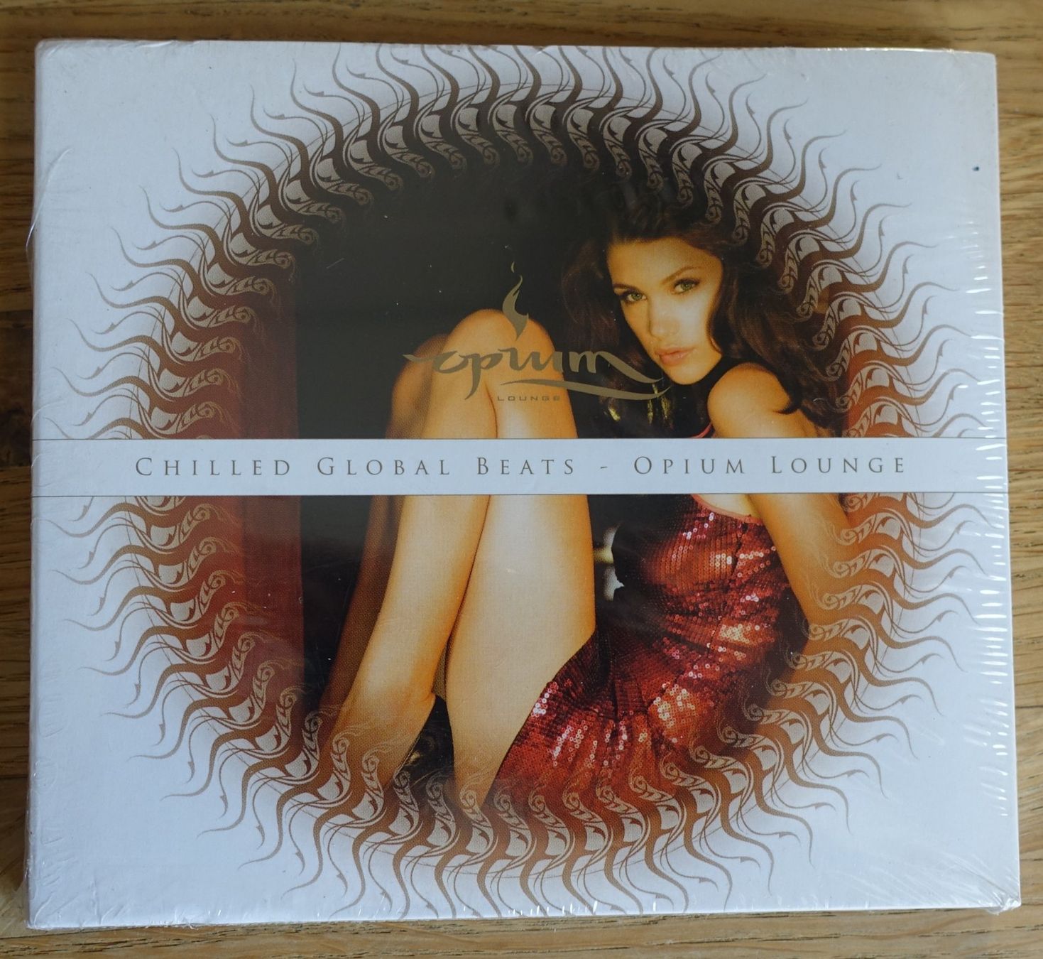 CD: Opium Lunge: Chilled Global Beats - D – Nuovo e nell'imballaggio originale da Sessa venduto da discoverymedia