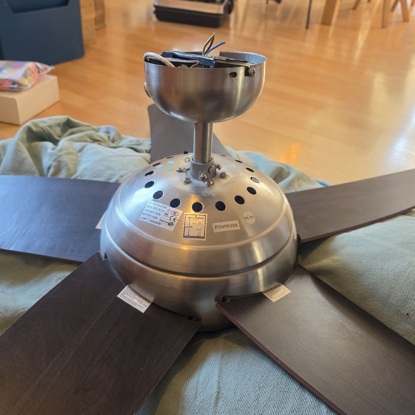 Ventilateurs: Deckenventilator mit Licht & Fernbedienung – D'occasion à Gerlafingen par SiM_sch 3