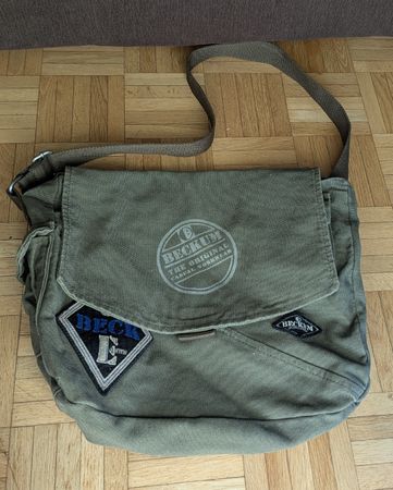 Stofftasche robust (Aus Militärshop)