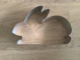 Riesige Guetzliform Hase