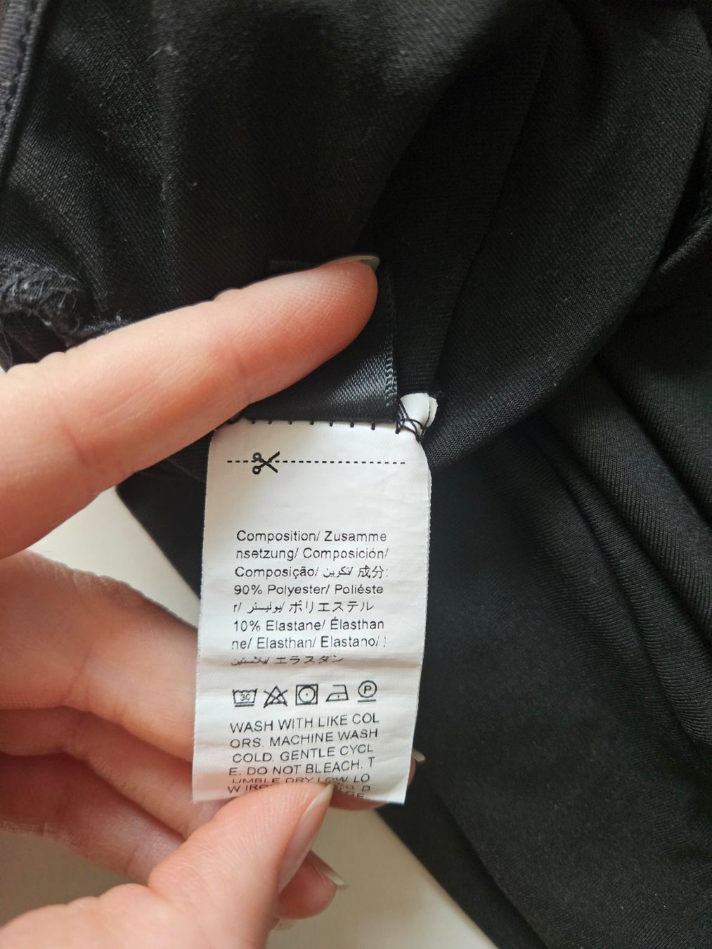 Shein Tops: One shoulder Gr.M schwarz von SHEIN – Gebraucht aus Schaffhausen von sabrina915 6