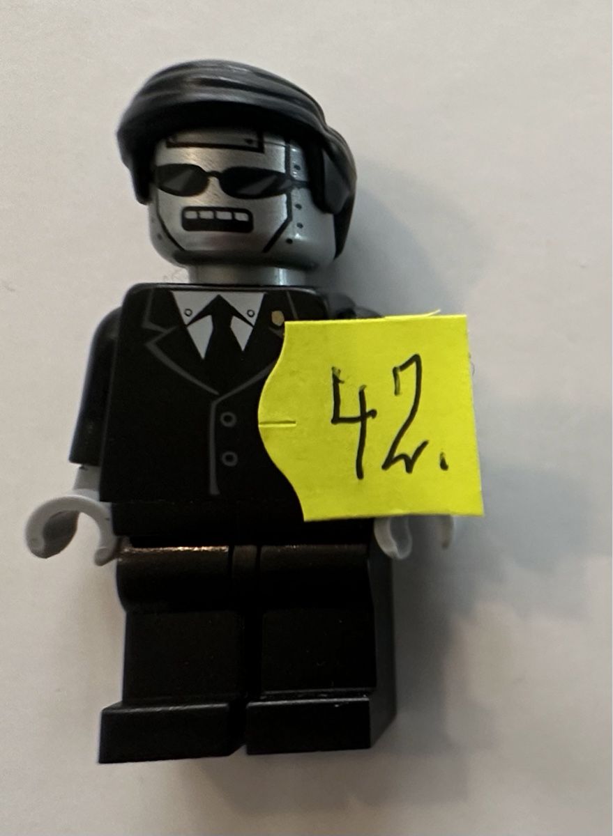 Lego Giocattoli: 1 Lego Figur Agent Smith Matrix Nr 42 – Usato da Rheinfelden venduto da zim_2hqc 2