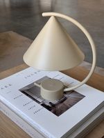 Ferm Living Meridian Akku Tischleuchte