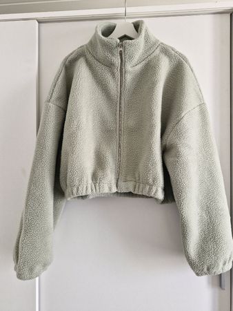 Teddy Jacke grün kurz mit Reissverschluss guter Zustand
