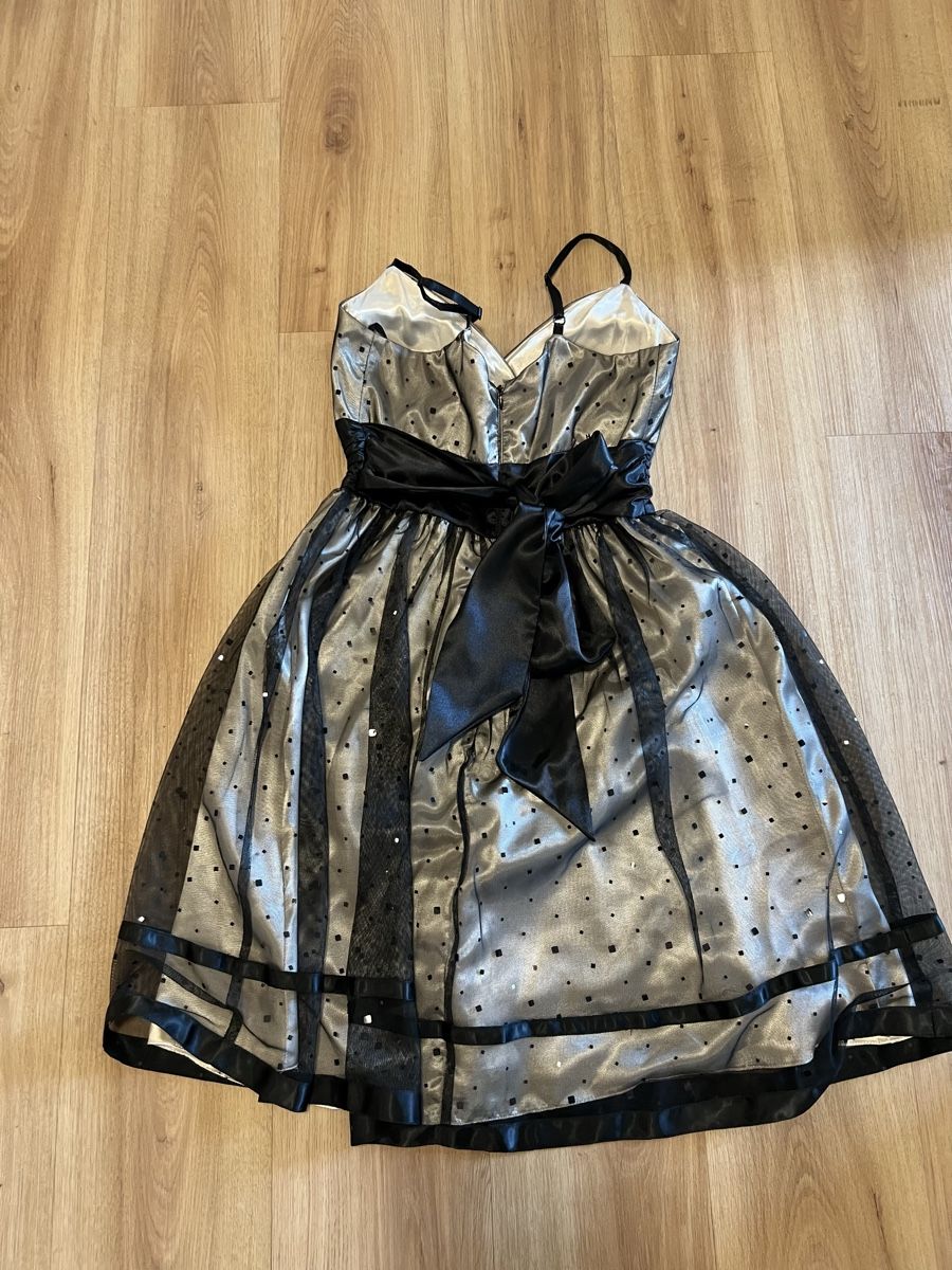 C&A Vestiti: Cocktailkleid, Beige/Schwarz, Grösse 36 – Usato da Bad Zurzach venduto da Heugumper7 2