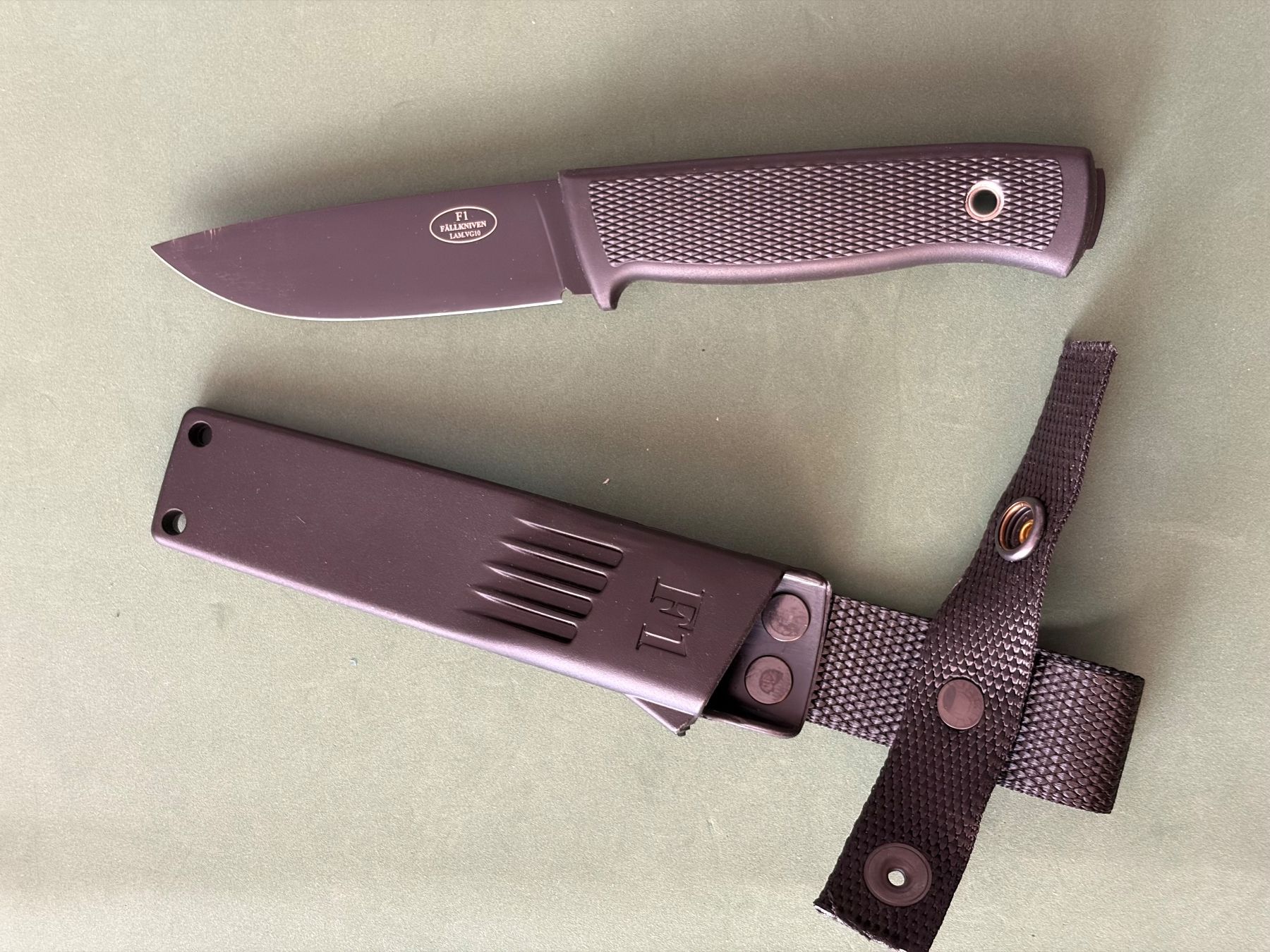Fällkniven Couteaux militaires: Fällkniven F1 black – Neuf (Voir description) à Brig par bay_td27 2