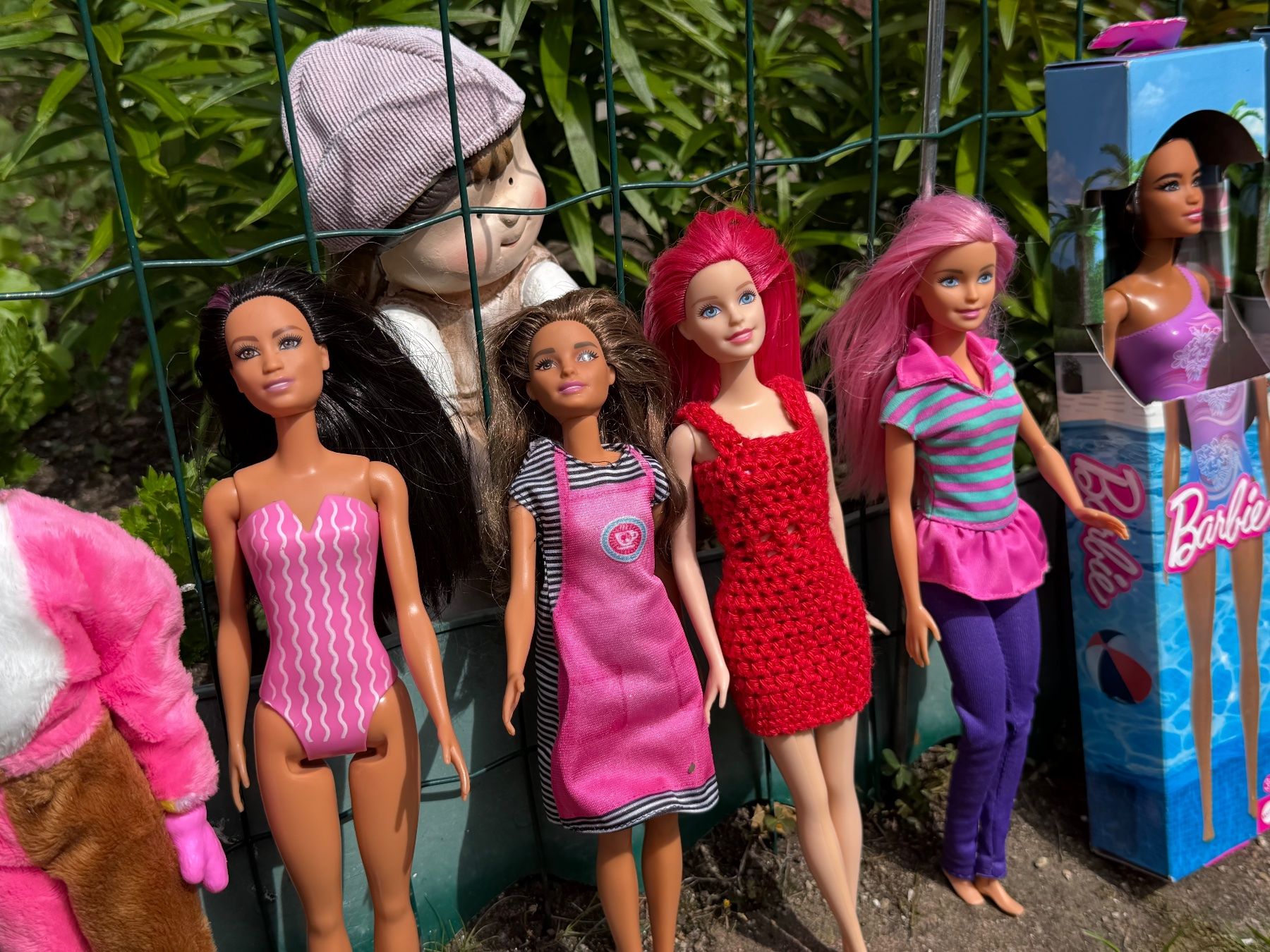 Bambole: 12 Barbie mit neu + 4 gratis – Usato da Cugnasco venduto da tizianaq 2
