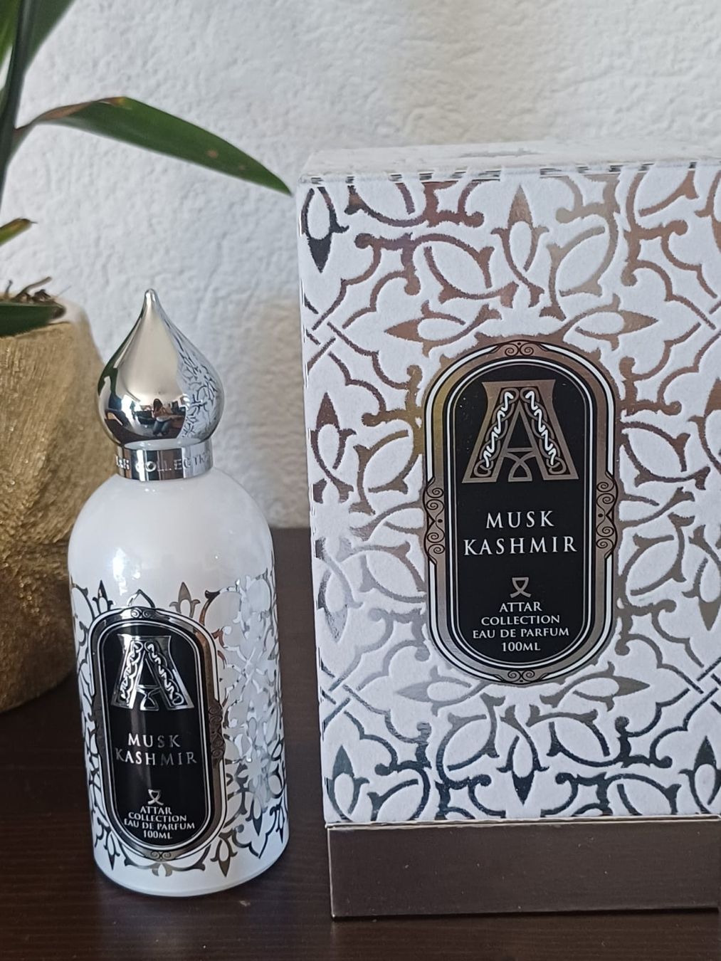 Profumi & Eau de Toilette: Parfum Musk kashmir de Attar collection – Usato da Collonges venduto da cam_72xf