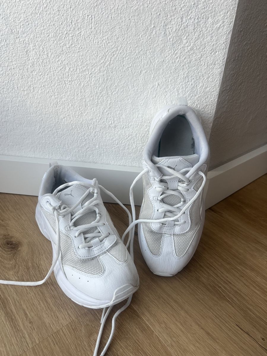 Scarpe da uomo: Puma Sneaker weiss Grösse 39  – Usato da Oberrüti venduto da Jes_seei