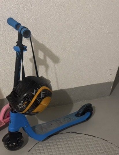 Fahrzeuge für Kinder: Kinder scooter – Gebraucht aus Grabs von Vinco1990