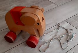 HABA  -  Elefant  -  vintage  -  zum nachziehen