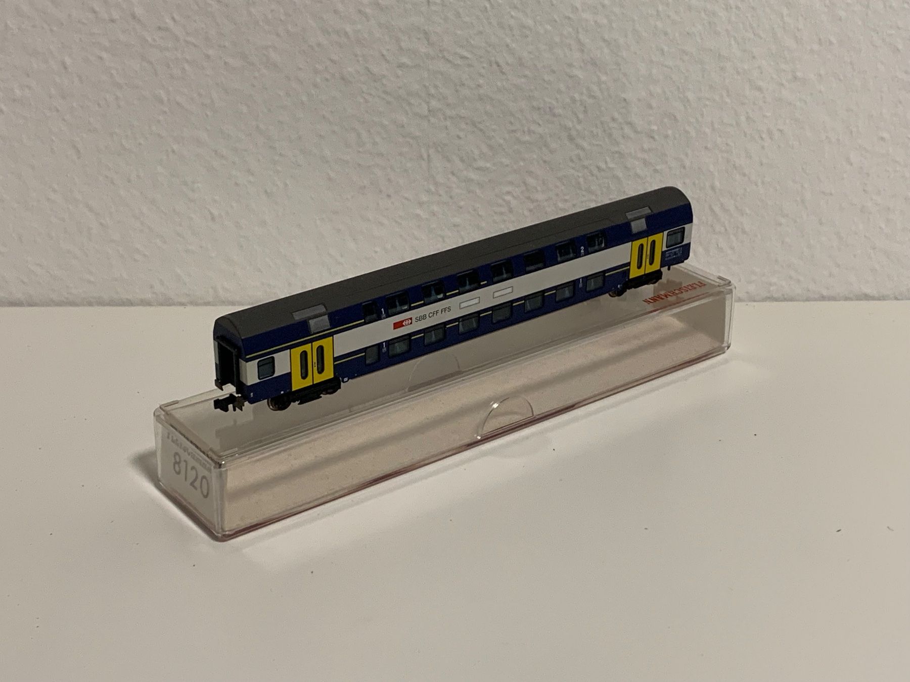 Fleischmann Modellini di ferrovie: Fleischmann DPZ 1+2. Klasse Doppelstock Wagen SBB – Nuovo (secondo la descrizione) da Neuenegg venduto da Mazdanier