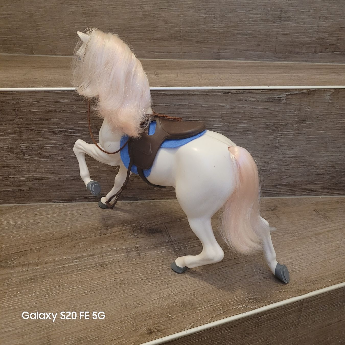 Giocattoli: Barbie Pferd weiss mit Rosa Behang – Usato da Niederbuchsiten venduto da klengyel 2