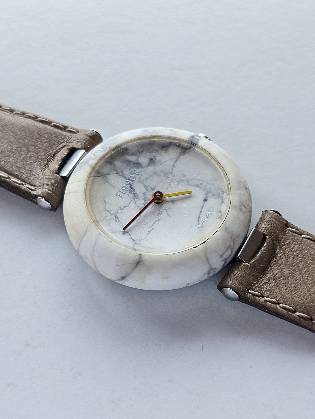 Tissot Orologi: 659 Tissot Rock Watch R150 weiss Quartz – Usato da Berikon venduto da mmm21 1