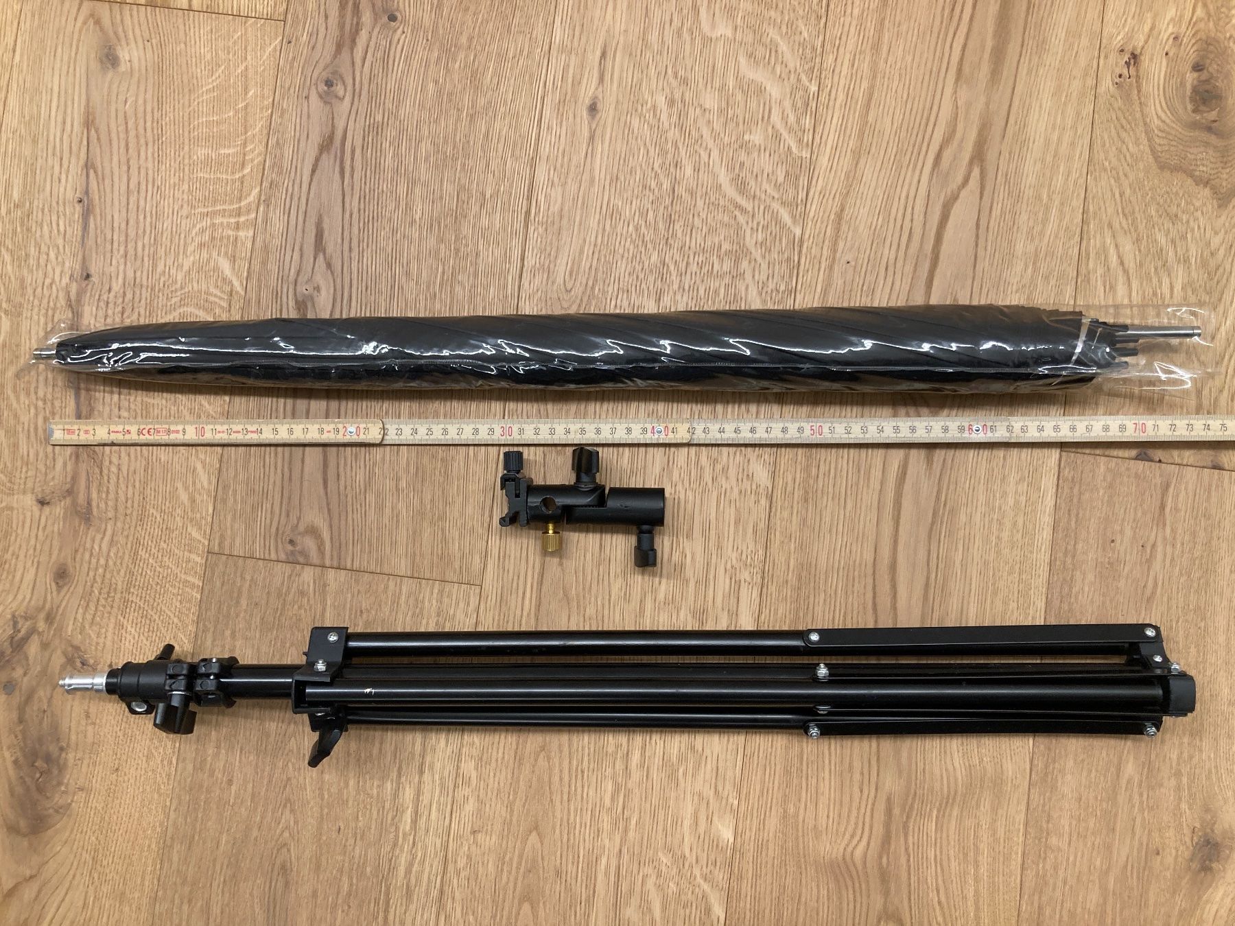 Flashs: Blitzschirm Set: Schirm mit Stativ und Halterung – D'occasion à Widnau par VinylDeal 3