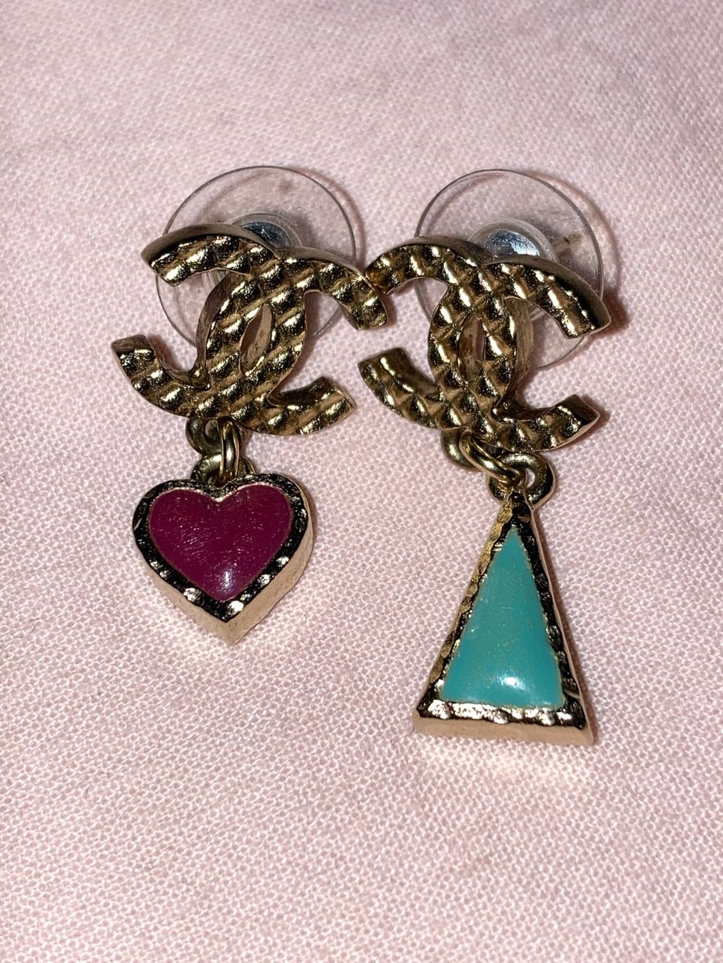 Chanel Orecchini pendenti & Orecchini a lobo: Chanel Ohrstecker 100% Original Neu – Nuovo (secondo la descrizione) da Zuerich venduto da SaTs-43