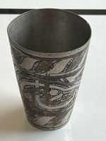Blechbecher mit Ornamenten, antik, (I7)