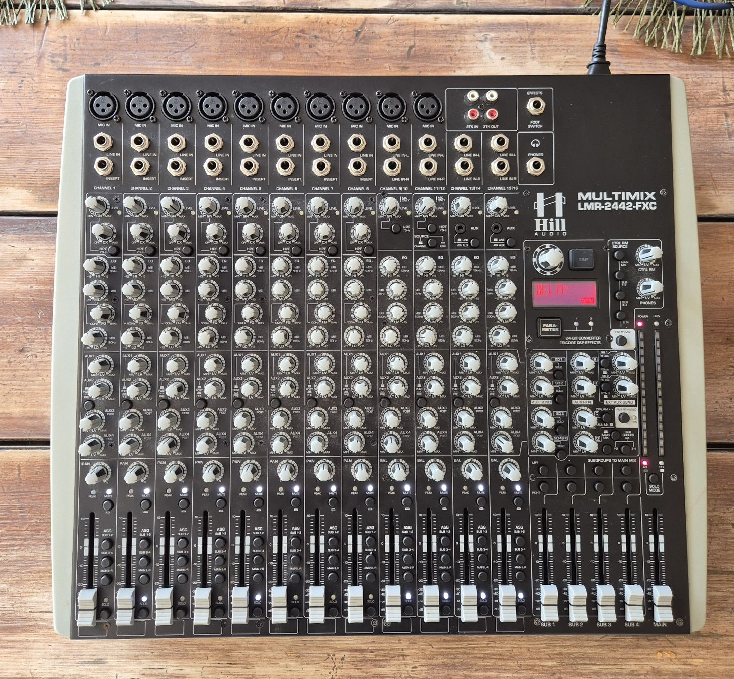 Mischpulte: Table de mixage Hill Audio MultiMix LMR-2442FX-C / USB – Gebraucht aus Courtételle von pau_6g7z