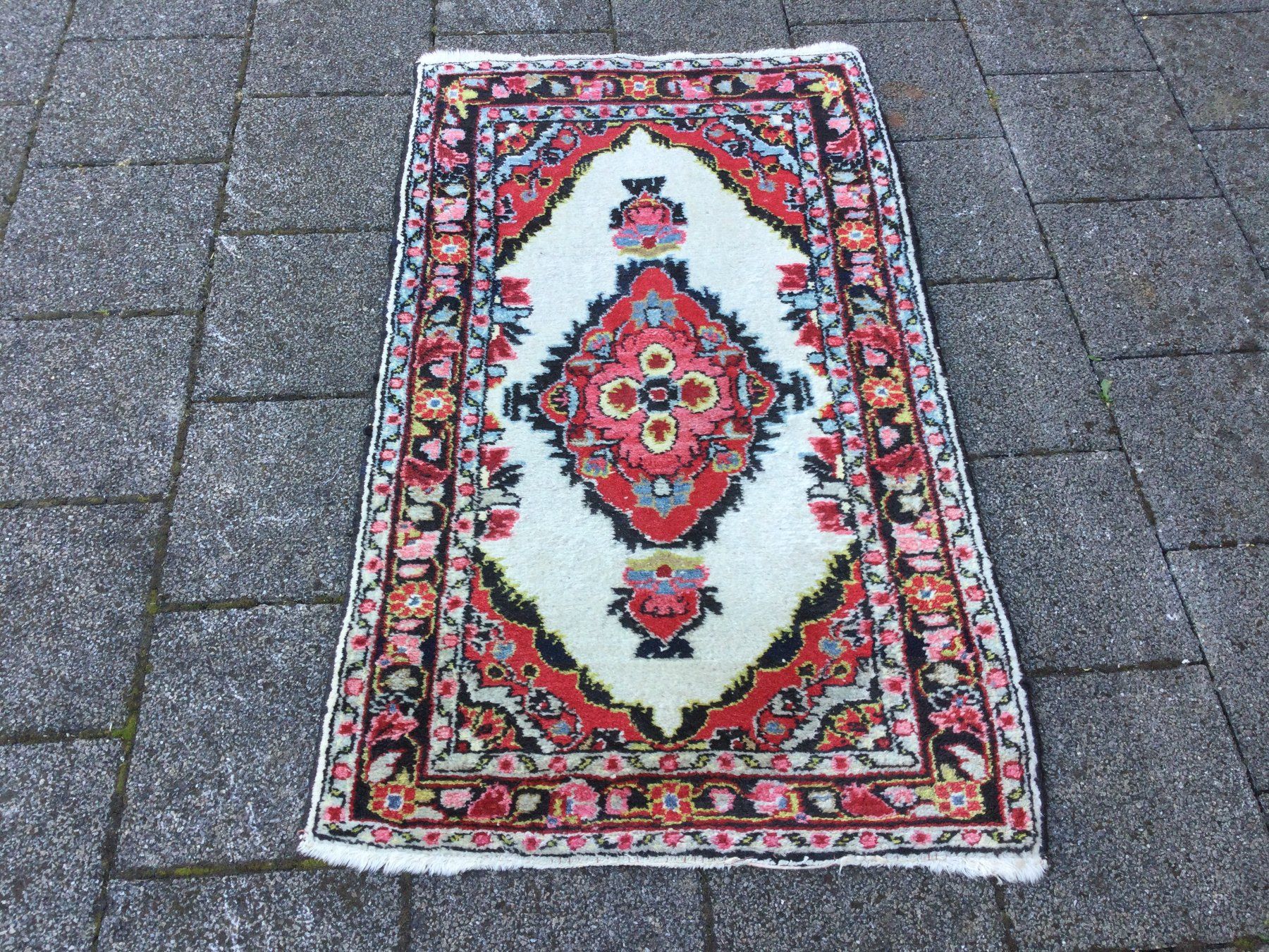 Tappeti: Gebrauchter kleiner Orientteppich – Usato da Wangen SZ venduto da kuriosum12 3